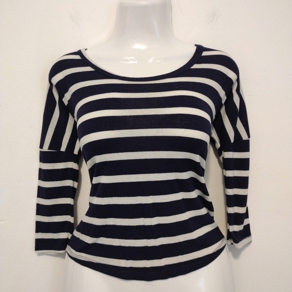 Charlotte Russe - Striped High Low Slit Shirt - Picture 11 of 11